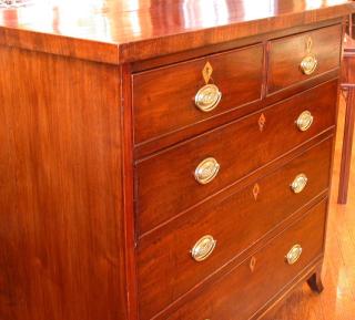 Maryland Hepplewhite Federal 5-drawer Chest, Mid-Atlantic States, probably Baltimone