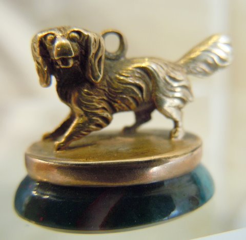 KING CHARLES SPANIEL 18k gold & bloodstone