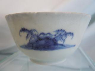 Cup, reversed