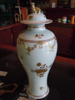 GARNITURE VASE with Original Buddistic Lion finial Lid,