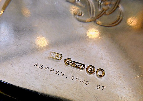 “ASPREY. BOND STREET” & goldsmith “GHJ”, London hallmarks “9/375