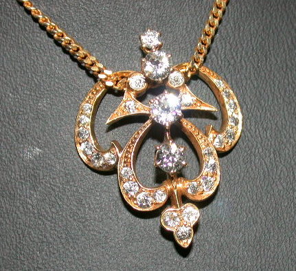 Circa 1880's : 1.62 Cts DIAMONDS, 18K Gold