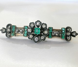FLOWERHEAD & FLEUR-DE-LIS, emeralds & diamonds