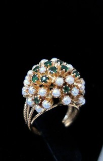 FLOWERY DOME BOUQUET, emeralds and pearls, 18k yellow gold