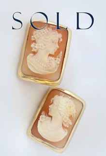 PAIR OF 14K YELLOW GOLD SHELL CAMEO  'PRETTY LADY' EARRINGS
