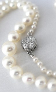 FINE AKOYA SALTWATER CULTURED PEARLS, 17"  with DIAMOND CLUSTER CLASP