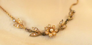 EDWARDIAN Antique Floral Seed Pearls Choker Necklace