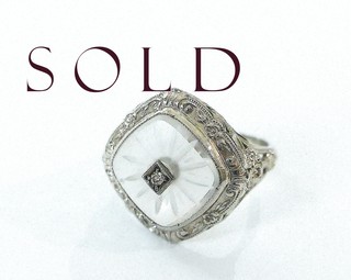 DIAMOND IN STARBURST "CAMPHOR" GLASS RING