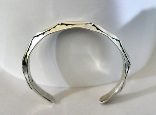"MOUNTAINS, RAIN & SKY" SOLID & SLEEK MODERN NAVAJO