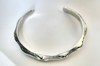 "MOUNTAINS, RAIN & SKY" SOLID & SLEEK MODERN NAVAJO