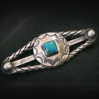 EARLY & FINE NAVAJO SILVER WITH VIBRANT TURQUOISE
