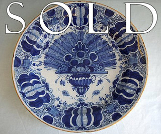 Dutch Delft 14" "PEACOCK" charger