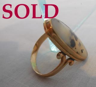TRANSLUCENT MOSS AGATE and Gold Antique Ring